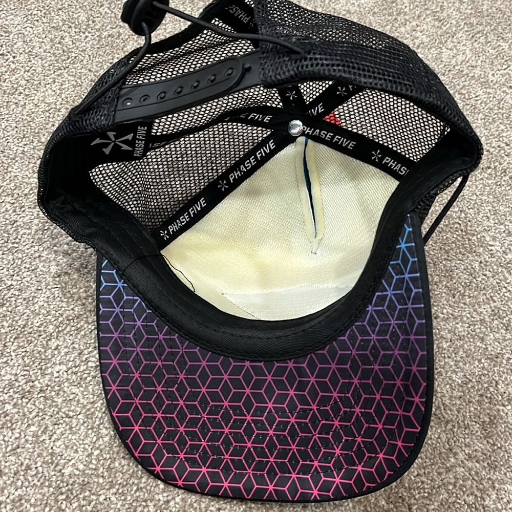 Phase 5 hat - Picture 4 of 7